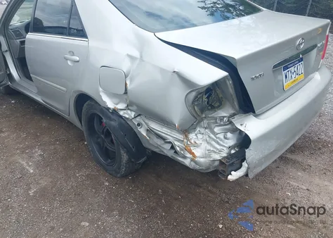 2006 Toyota Camry Le z USA, uszkodzony, nr VIN 4T1BE32K26U152109